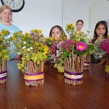 280 Weiden-Vase mit frischen Blumen (3).jpg