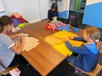 203 Buntes Kuschelkissen mit Fransen (13)