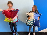 203 Buntes Kuschelkissen mit Fransen (23)
