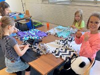 203 Buntes Kuschelkissen mit Fransen (26)