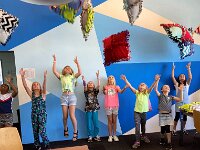 203 Buntes Kuschelkissen mit Fransen (38)