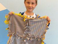 203 Buntes Kuschelkissen mit Fransen (4)