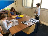 203 Buntes Kuschelkissen mit Fransen (49)