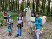 512 Lama-Trekking mit braeteln am Lagerfeuer (10)