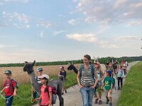 512 Lama-Trekking mit braeteln am Lagerfeuer (16)