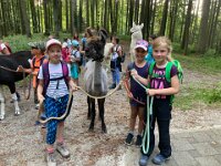512 Lama-Trekking mit braeteln am Lagerfeuer (8)